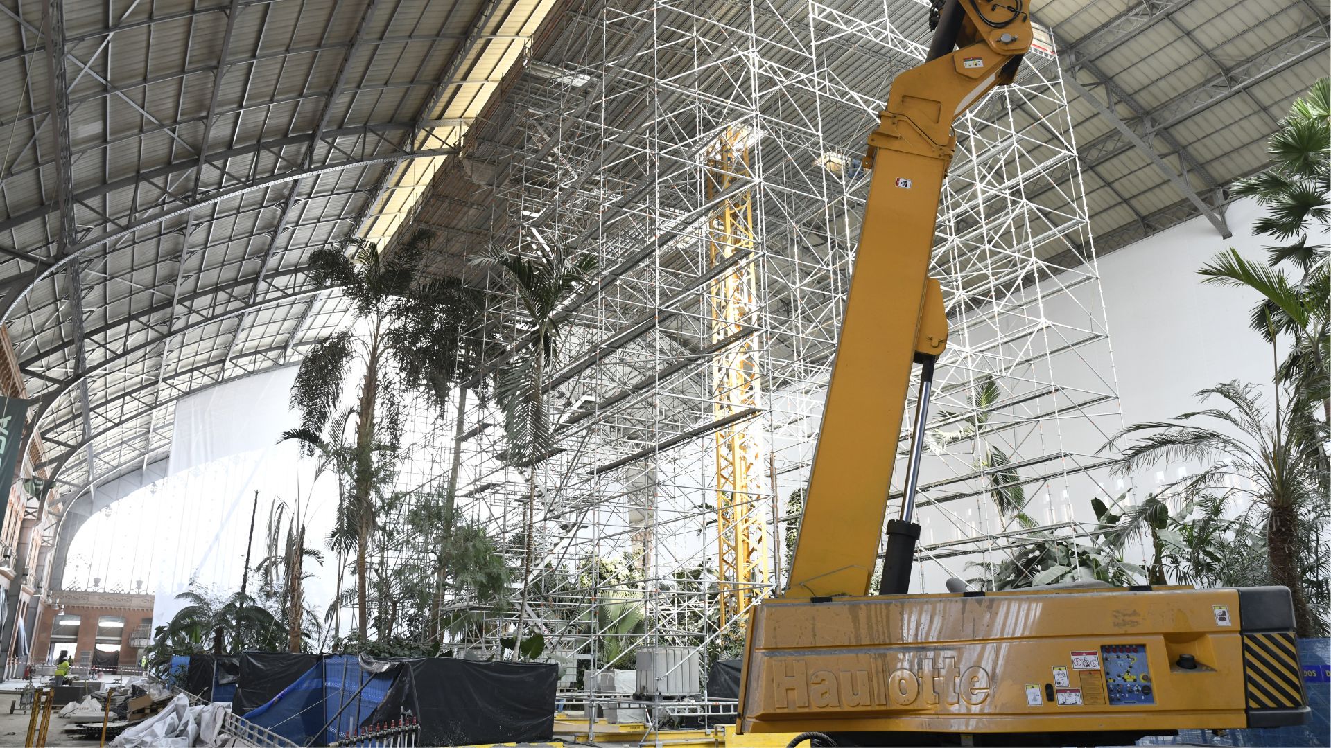 25.11.2025: Se completa el 90% de los trabajos de demolición, los refuerzos estructurales y la adecuación de locales