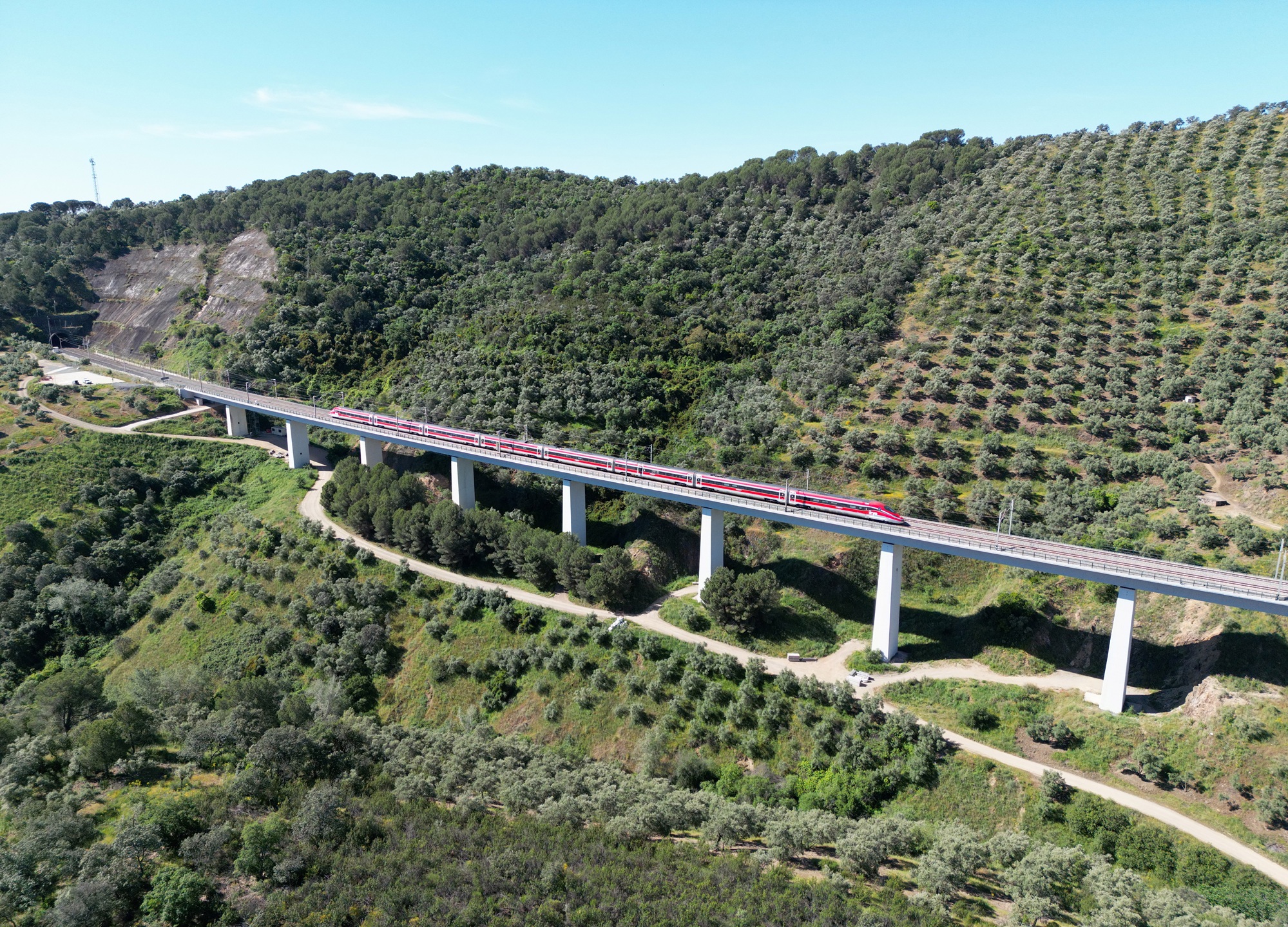 Viaducto de Churreteles. Tramo Cordoba Puertollano.