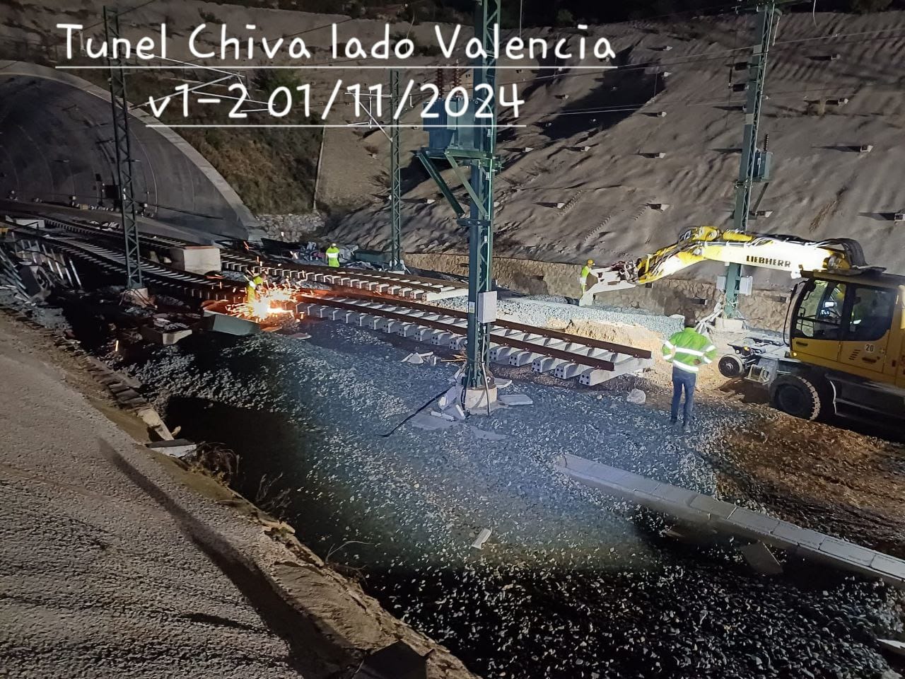02.11.2024 Alta velocidad: Trabajos nocturnos en el túnel de Chiva.
