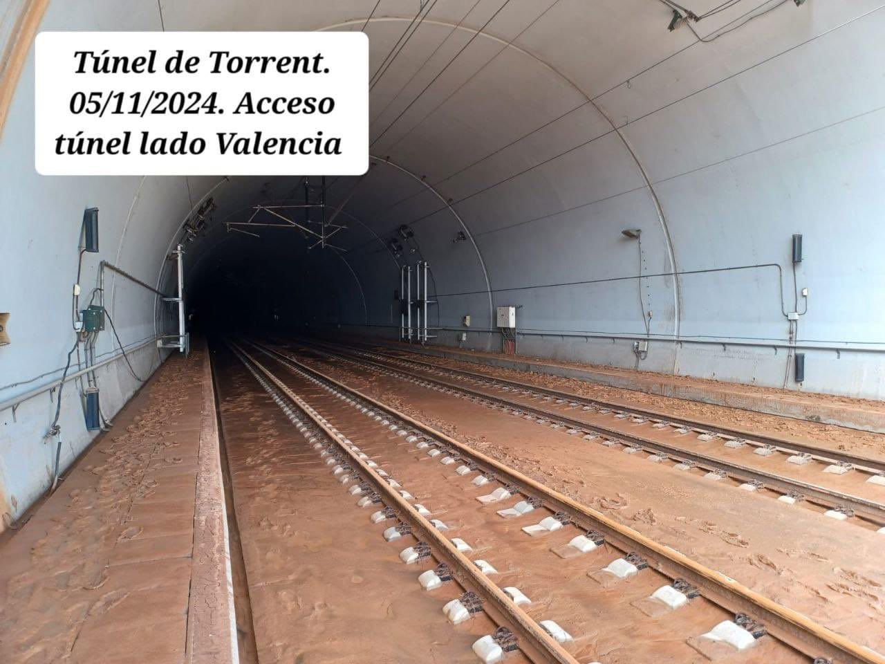 05.11.2024 Alta velocidad túnel Torrent lado Valencia: no hay daños en la infraestructura que puedan retrasar la vuelta de la Alta Velocidad a Valencia.
