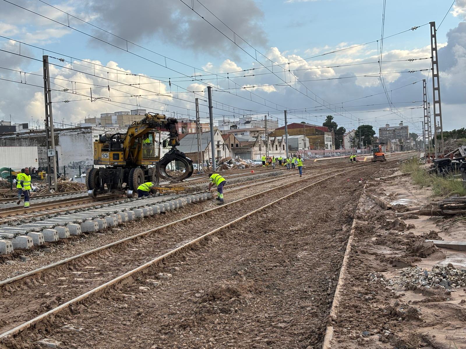 07.11.2024 Red convencional Algemesí. La más dañada hasta el momento, pero se avanza a buen ritmo.