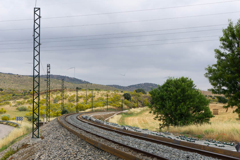 Mantenimiento de vía. Renovación vía accesos Plasencia 01-06-21