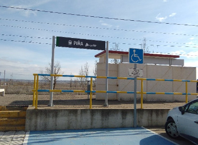 Estación de Piña. Vista marquesina desde andenes.