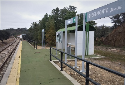 Estación de Belmonte. Vista marquesina desde andenes.