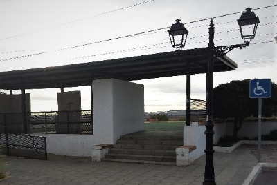 Estación de San Juan Del Puerto. Vista marquesina y acceso andenes desde exterior.