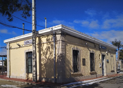 Estación de Barracas. Vista fachada lateral desde exterior.
