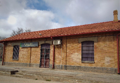 Estación de Santa María De Huerta. Vista fachada principal desde exterior.