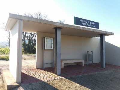 Estación de Rueda De Jalón-Lumpiaque . Vista marquesina desde andenes.