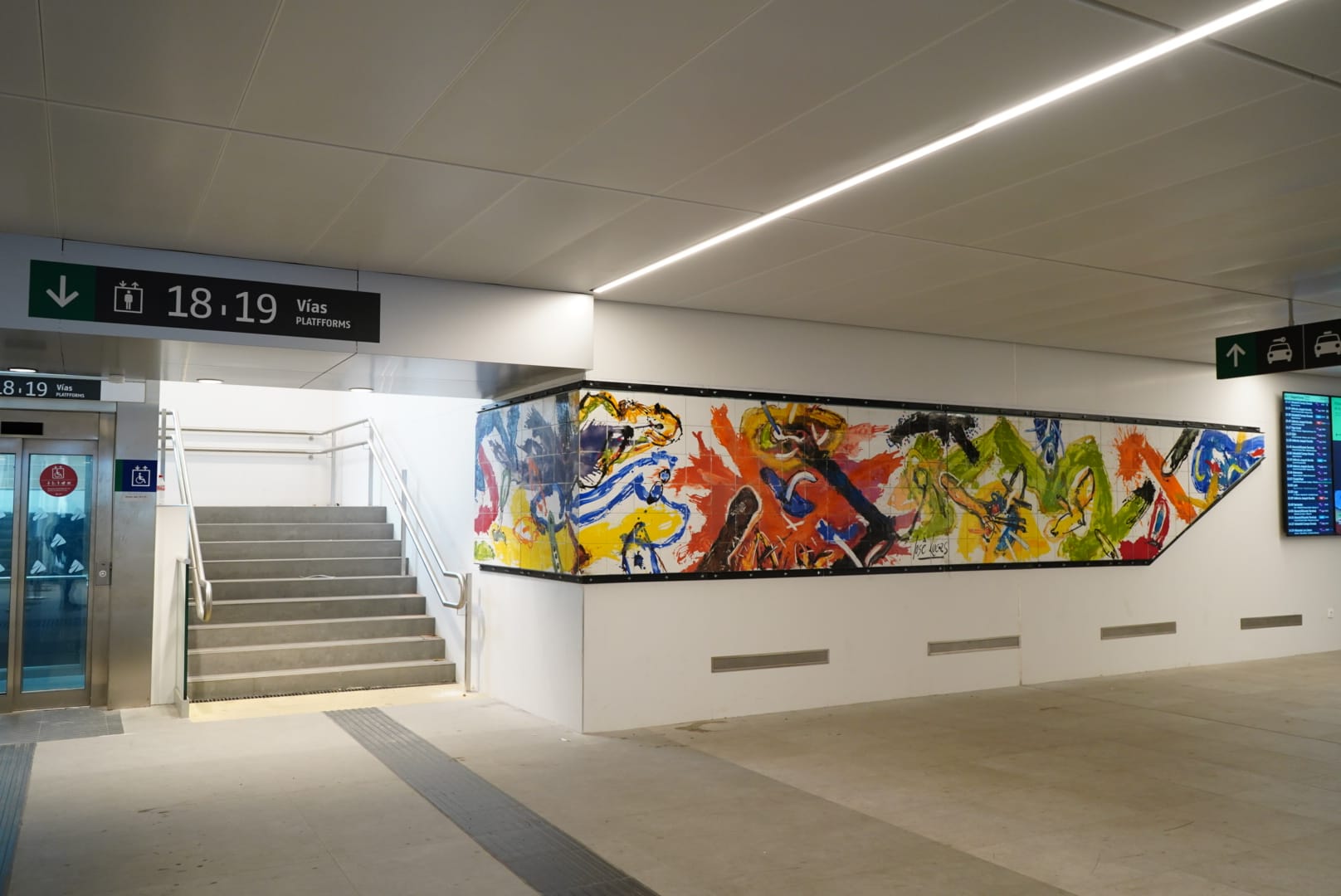 08.04.2026: Mural del pintor y escultor murciano José Lucas, autor de conocidos murales.