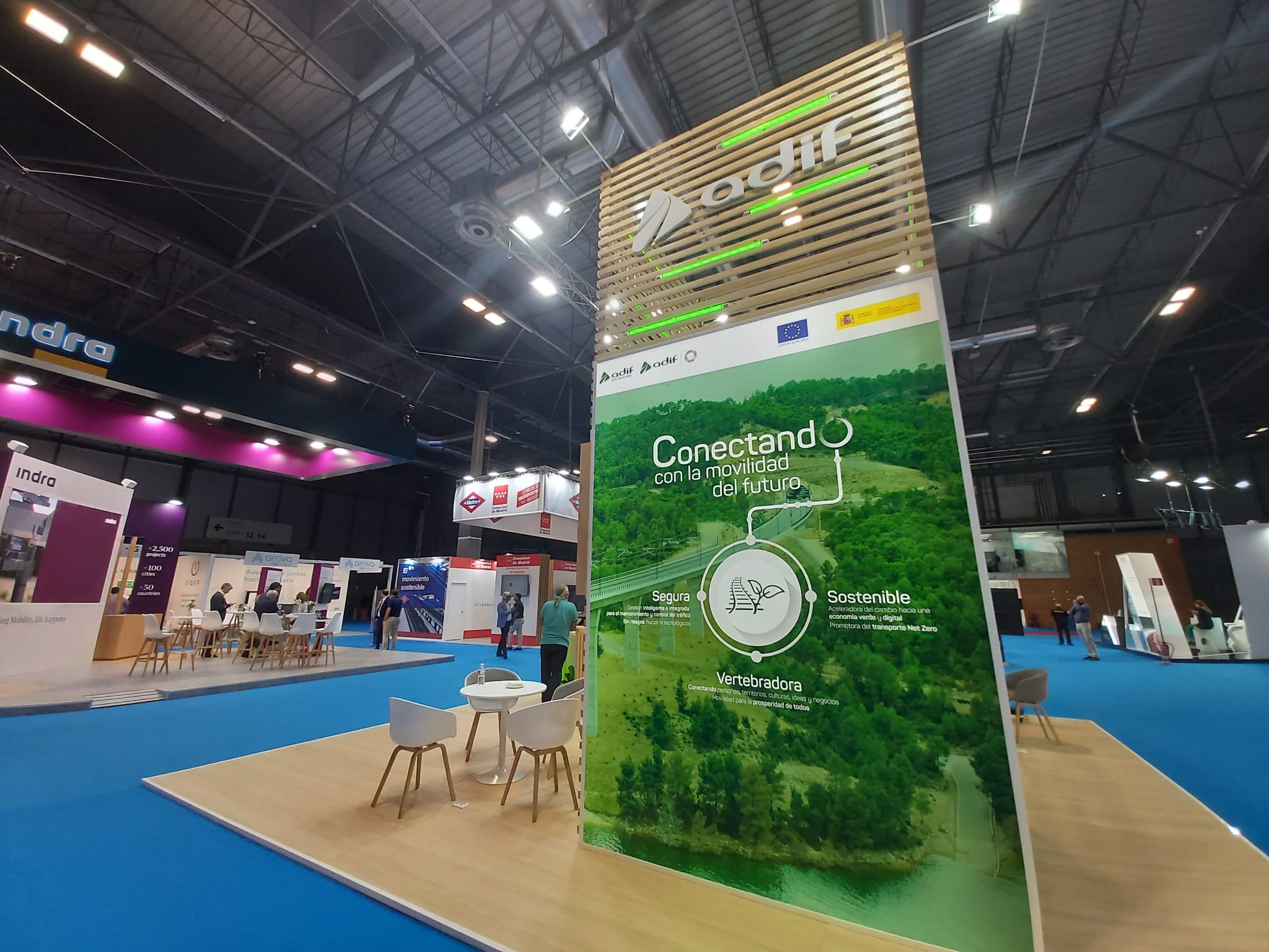 Stand de Adif y Adif AV en el pabellón 4