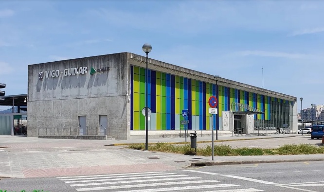 Fachada estación Vigo-Guixar