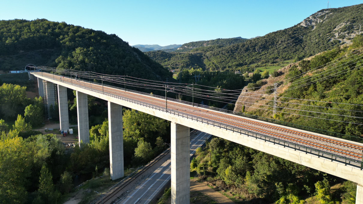 Viaducto Buen Suceso II. LAV León Asturias. Variante de Pajares. 
